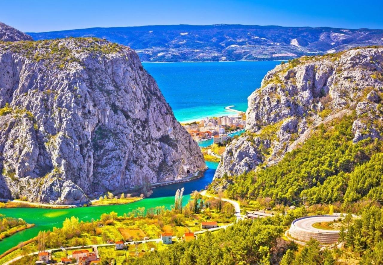 Adriatic Seaview Apartment 奥米什 外观 照片