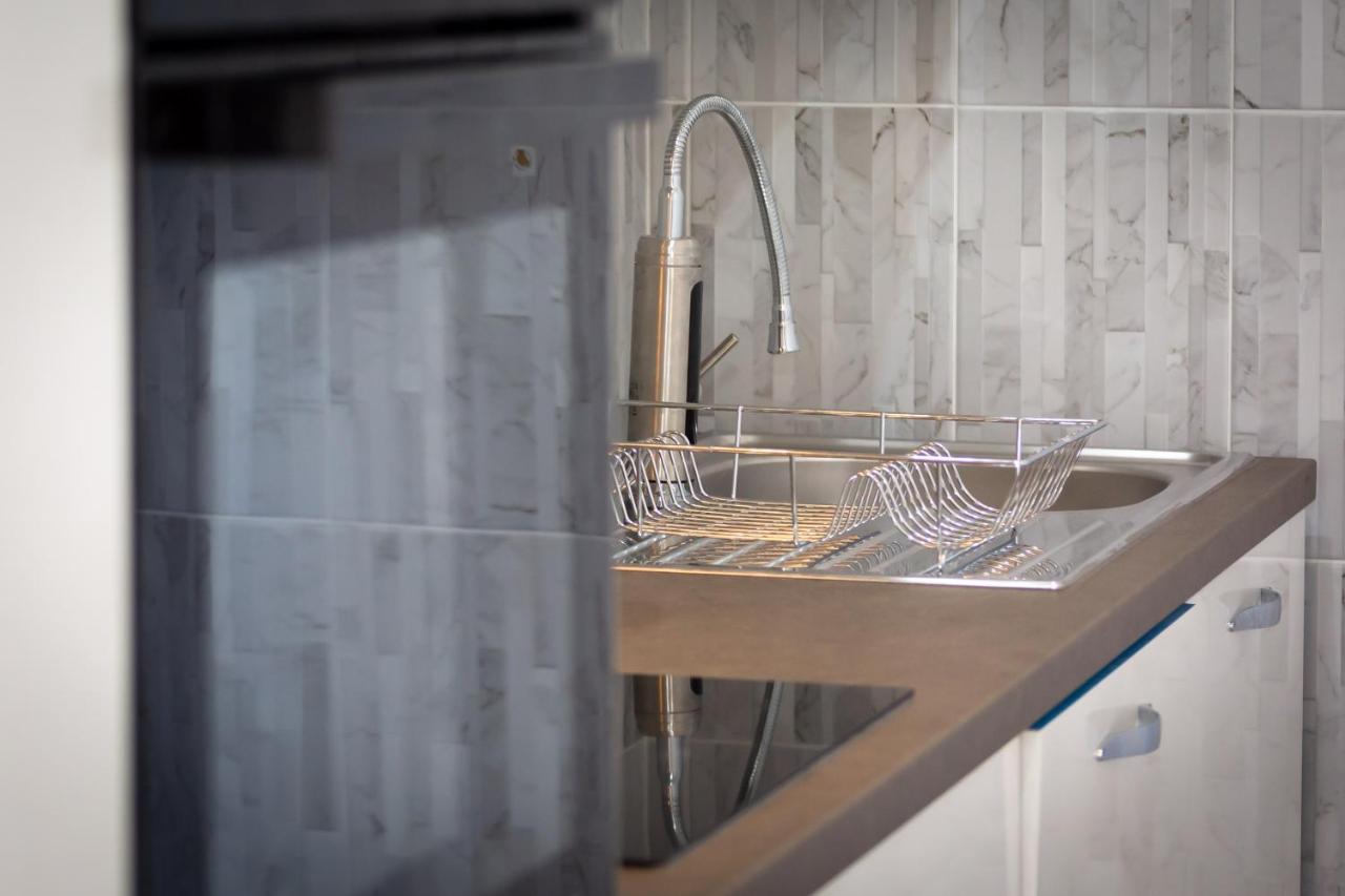 Adriatic Seaview Apartment 奥米什 外观 照片