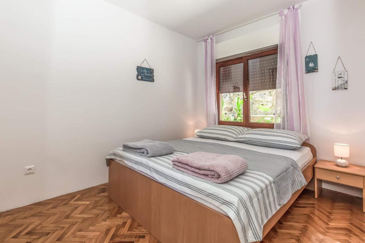 Adriatic Seaview Apartment 奥米什 外观 照片